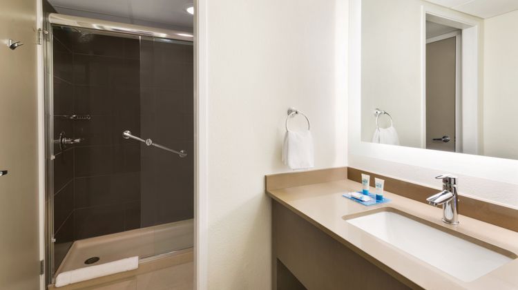 TownePlace Suites Charlotte LoSo Airport Room