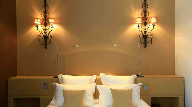 <b>Domaine de Manville Suite</b>. Images powered by <a href="https://www.leonardoworldwide.com/" title="Leonardo Worldwide" target="_blank">Leonardo</a>.