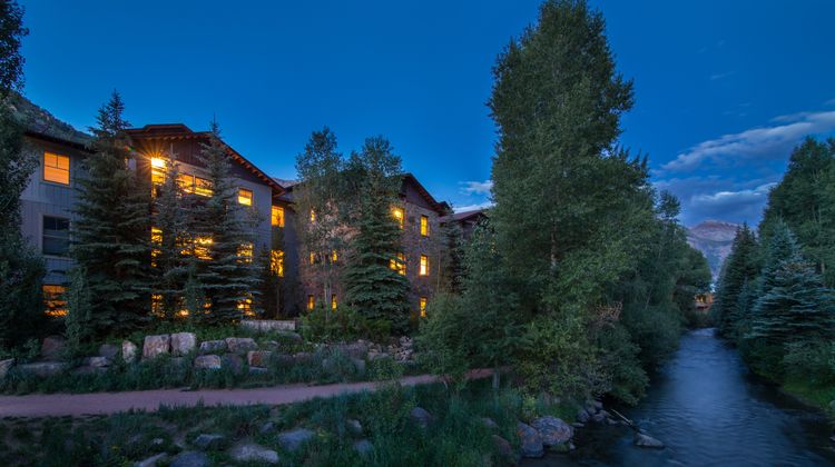 The River Club Exterior