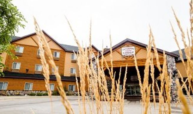 Cranberry Country Lodge Exterior