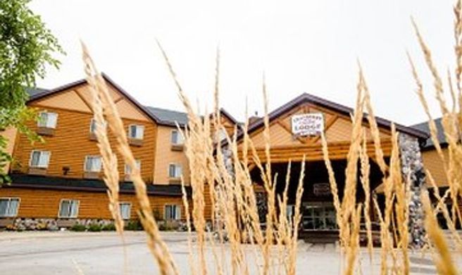 Cranberry Country Lodge Exterior