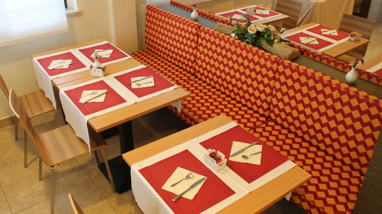 <b>Raya Hotel Motel Restaurant</b>. Images powered by <a href="https://www.leonardoworldwide.com/" title="Leonardo Worldwide" target="_blank">Leonardo</a>.
