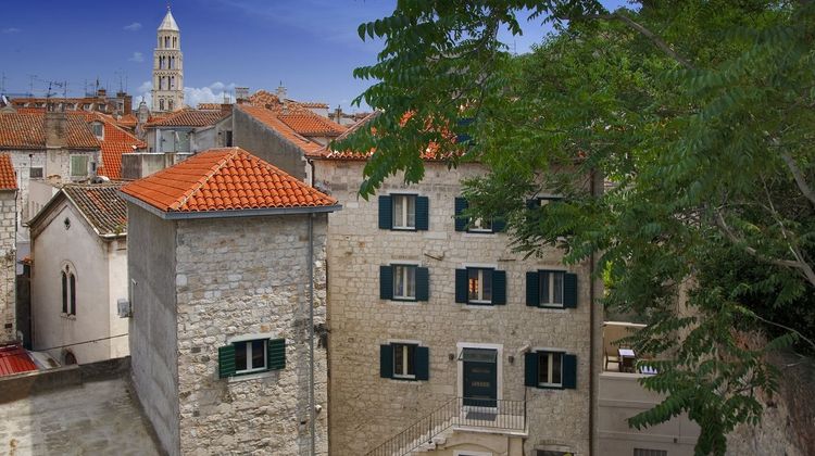 Hotel Vestibul Palace Exterior