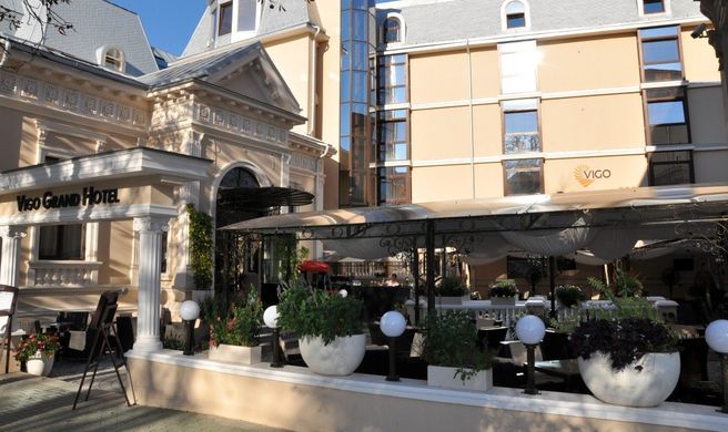 Vigo Grand Hotel Exterior
