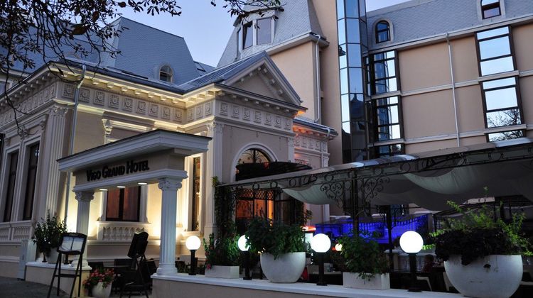 Vigo Grand Hotel Exterior
