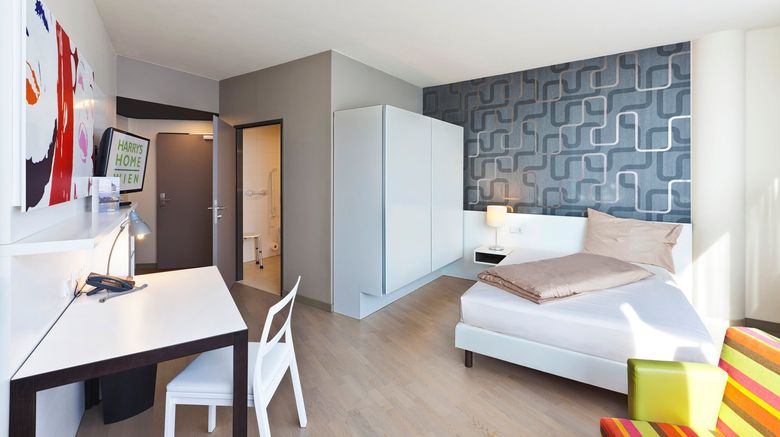 <b>Harry's Home Vienna Room</b>. Images powered by <a href="https://www.leonardoworldwide.com/" title="Leonardo Worldwide" target="_blank">Leonardo</a>.
