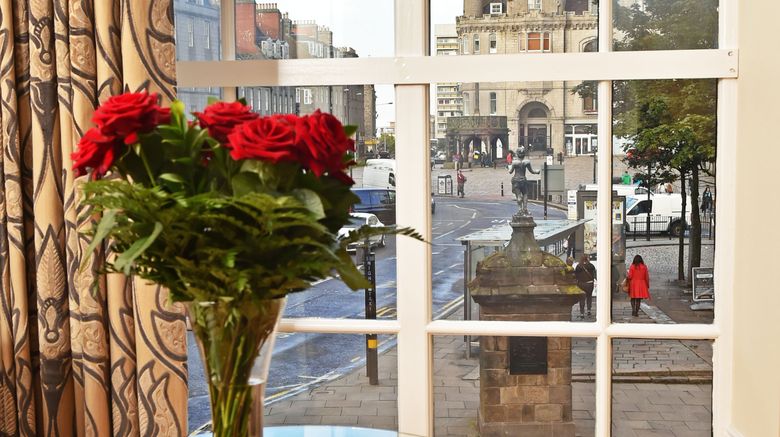 <b>Royal Athenaeum Suites Room</b>. Images powered by <a href="https://www.leonardoworldwide.com/" title="Leonardo Worldwide" target="_blank">Leonardo</a>.