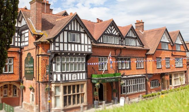The Crown Manor House Hotel Exterior