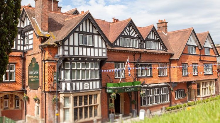 The Crown Manor House Hotel Exterior