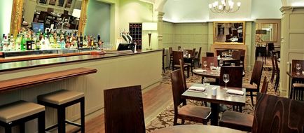 The Crown Manor House Hotel Lobby