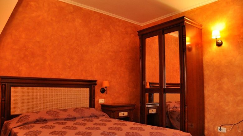 <b>Vigo Grand Hotel Room</b>. Images powered by <a href="https://www.leonardoworldwide.com/" title="Leonardo Worldwide" target="_blank">Leonardo</a>.