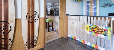 Tommy Jacks Beach Hotel Lobby