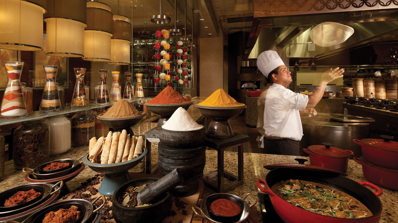 <b>Four Seasons Hotel Macao at Cotai Strip Restaurant</b>. Images powered by <a href="https://www.leonardoworldwide.com/" title="Leonardo Worldwide" target="_blank">Leonardo</a>.