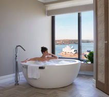 Four Seasons Hotel Sydney Room