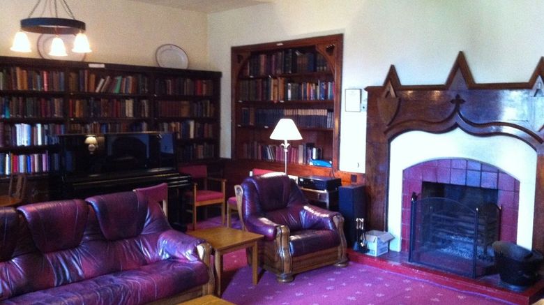 <b>College of the Holy Spirit Guest House Lobby</b>. Images powered by <a href="https://www.leonardoworldwide.com/" title="Leonardo Worldwide" target="_blank">Leonardo</a>.
