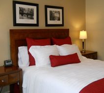 Churchill At Garrison Square Suite