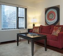 Churchill - Olympia House Suite