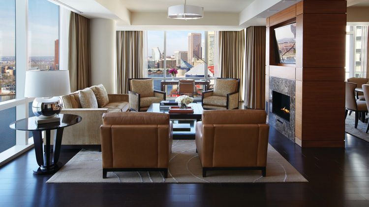 Four Seasons Hotel Baltimore Suite