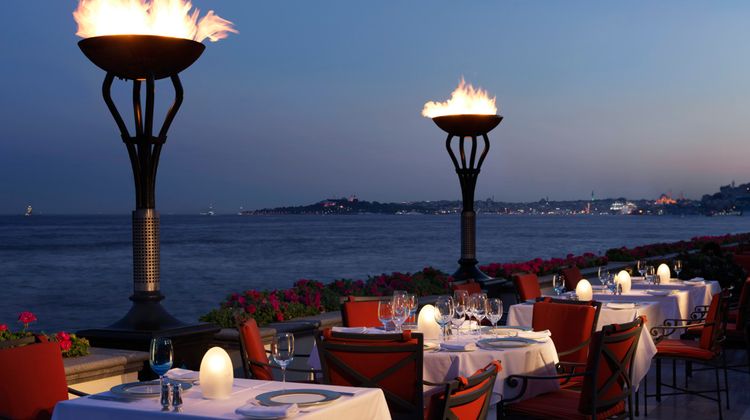 Four Seasons Hotel Bosphorus Restaurant