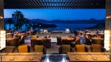 D Maris Bay Lobby