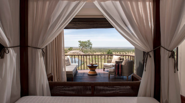 <b>Four Seasons Safari Lodge Serengeti Room</b>. Images powered by <a href="https://www.leonardoworldwide.com/" title="Leonardo Worldwide" target="_blank">Leonardo</a>.