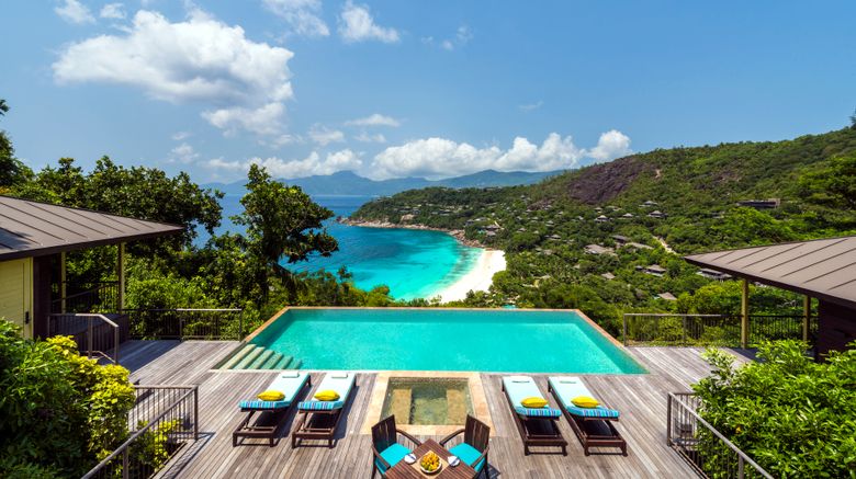 <b>Four Seasons Resort Seychelles Suite</b>. Images powered by <a href="https://www.leonardoworldwide.com/" title="Leonardo Worldwide" target="_blank">Leonardo</a>.