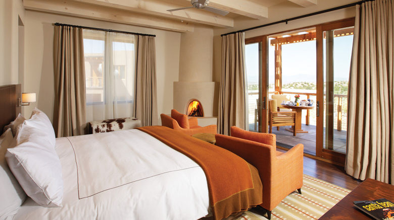 <b>Four Seasons Resort Rancho Encantado Room</b>. Images powered by <a href="https://www.leonardoworldwide.com/" title="Leonardo Worldwide" target="_blank">Leonardo</a>.