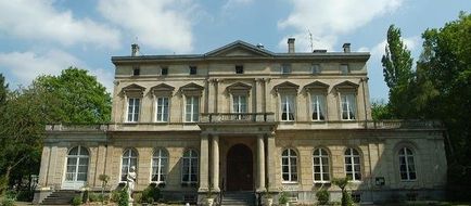 Hostellerie Chateau de la Motte-Fenelon Exterior