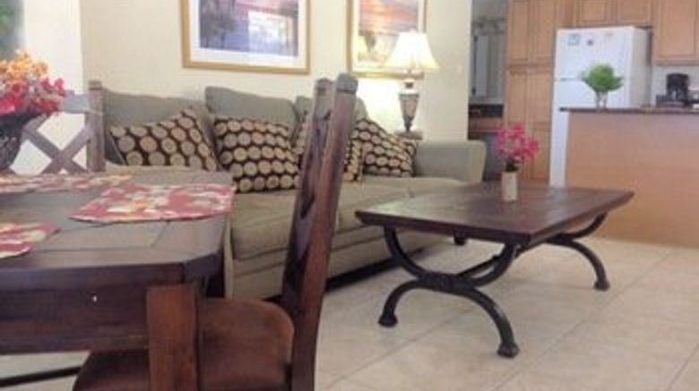 <b>A Beach Retreat on Casey Key Room</b>. Images powered by <a href="https://www.leonardoworldwide.com/" title="Leonardo Worldwide" target="_blank">Leonardo</a>.
