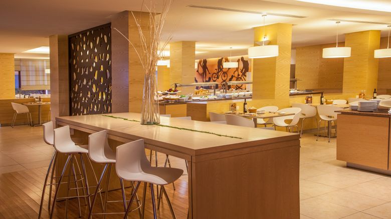 <b>Fiesta Inn Aeropuerto Cd. de Mexico Restaurant</b>. Images powered by <a href="https://www.leonardoworldwide.com/" title="Leonardo Worldwide" target="_blank">Leonardo</a>.