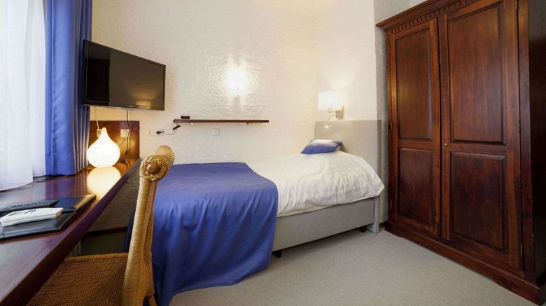 <b>Hotel Dordrecht Room</b>. Images powered by <a href="https://www.leonardoworldwide.com/" title="Leonardo Worldwide" target="_blank">Leonardo</a>.