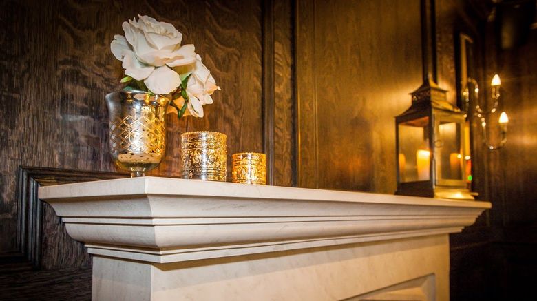 <b>The Fenwick Hotel Lobby</b>. Images powered by <a href="https://www.leonardoworldwide.com/" title="Leonardo Worldwide" target="_blank">Leonardo</a>.