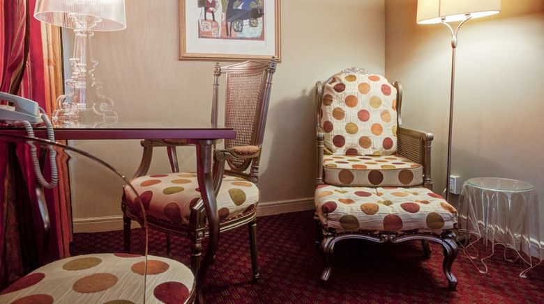 <b>Auberge Place d'Armes Room</b>. Images powered by <a href="https://www.leonardoworldwide.com/" title="Leonardo Worldwide" target="_blank">Leonardo</a>.