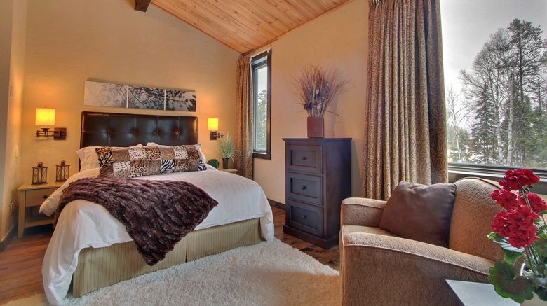 <b>Auberge du Lac Taureau Room</b>. Images powered by <a href="https://www.leonardoworldwide.com/" title="Leonardo Worldwide" target="_blank">Leonardo</a>.