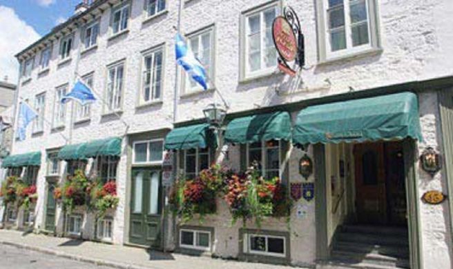 Hotel Acadia Exterior