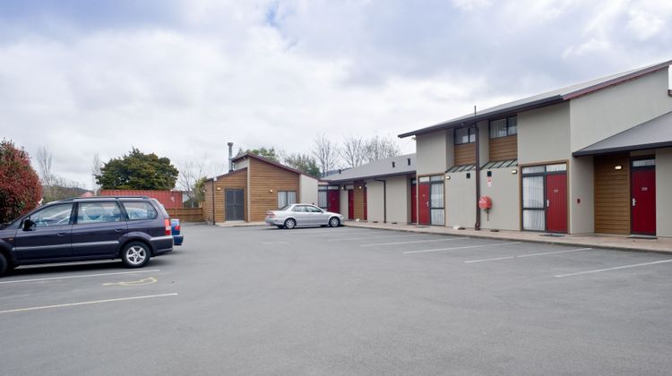 Totara Lodge Exterior