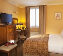 Hotel de Varenne Room
