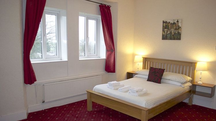 The Smithaleigh Hotel Room
