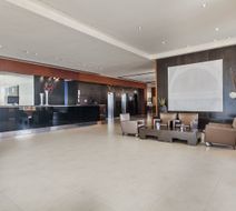 Hotel Front Maritim Lobby