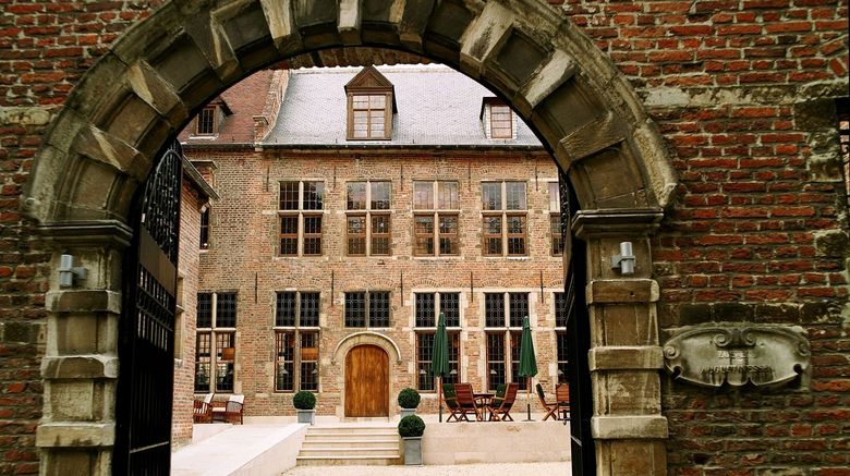 <b>Martin's Klooster Exterior</b>. Images powered by <a href="https://www.leonardoworldwide.com/" title="Leonardo Worldwide" target="_blank">Leonardo</a>.
