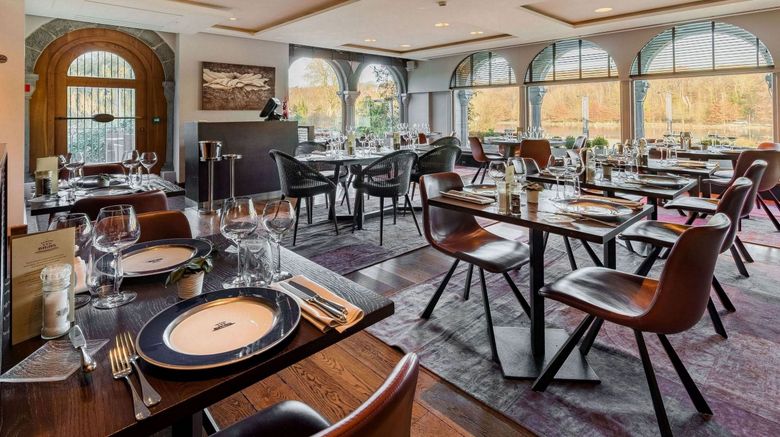 <b>Martin's Chateau du Lac Restaurant</b>. Images powered by <a href="https://www.leonardoworldwide.com/" title="Leonardo Worldwide" target="_blank">Leonardo</a>.