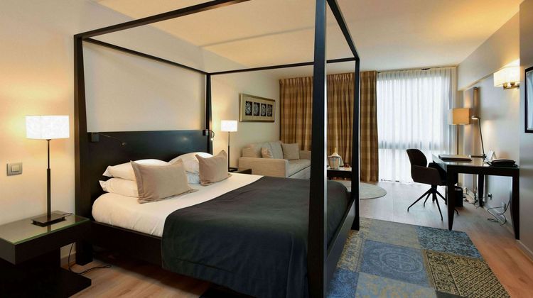 Martin's Chateau du Lac Room