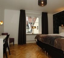 Donners Hotell Room