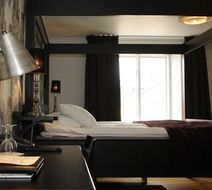Donners Hotell Room