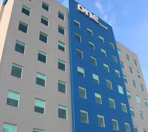 One Leon Poliforum Exterior