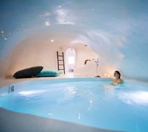 Sophia Luxury Suites Room