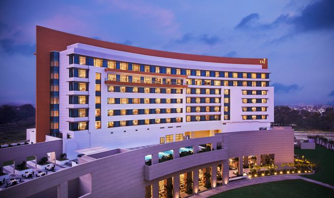 Taj Swarna Amritsar Exterior