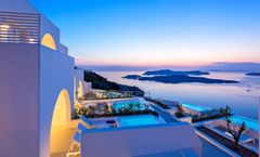 Alti Santorini Suites