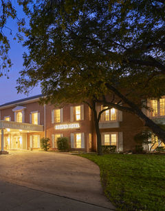 Cooper Hotel Conference Center & Spa