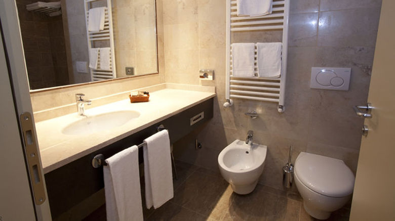 <b>Raya Hotel Motel Room</b>. Images powered by <a href="https://www.leonardoworldwide.com/" title="Leonardo Worldwide" target="_blank">Leonardo</a>.